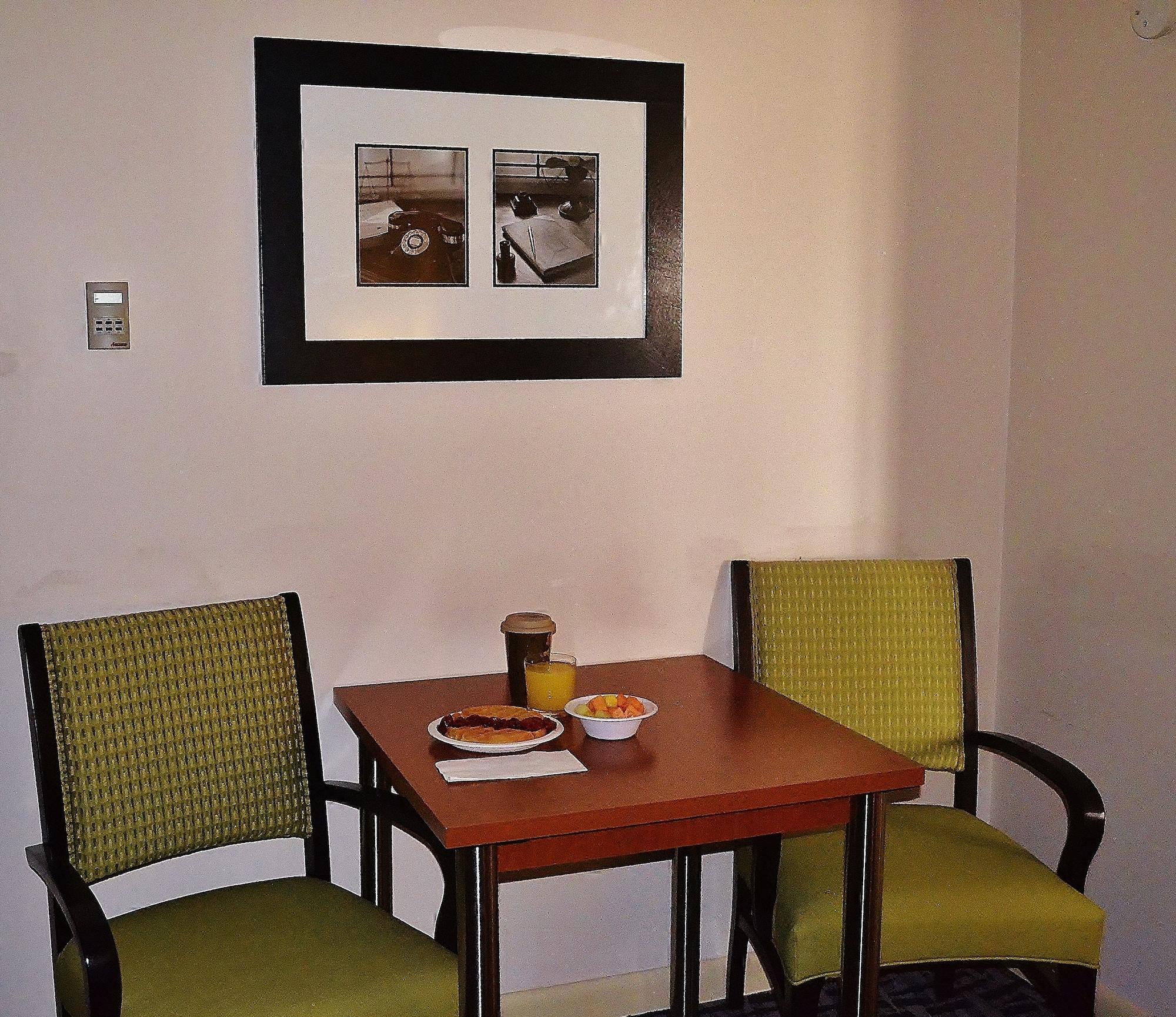 Best Western Dubois Hotel Екстер'єр фото